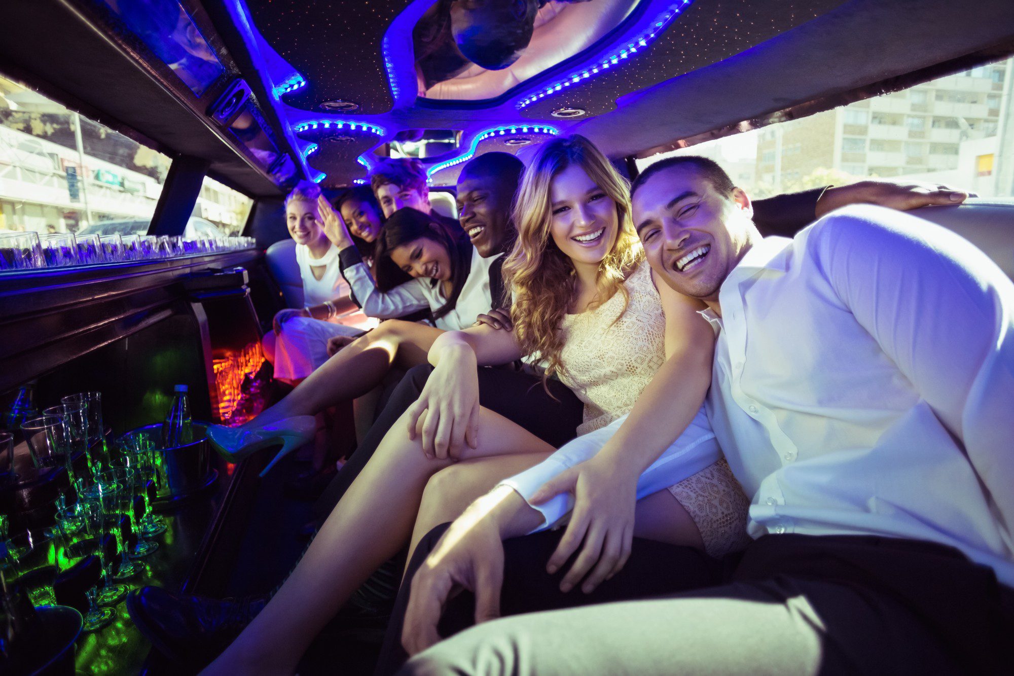 3 Reasons to Book a Limo For Prom Season - Limousine, Shuttle, Party Bus  Rentals and Airport Transportation Service in Houston, The Woodlands,  Tomball, Conroe, Spring, Montgomery, Magnolia, Katy, and Sugar Land.