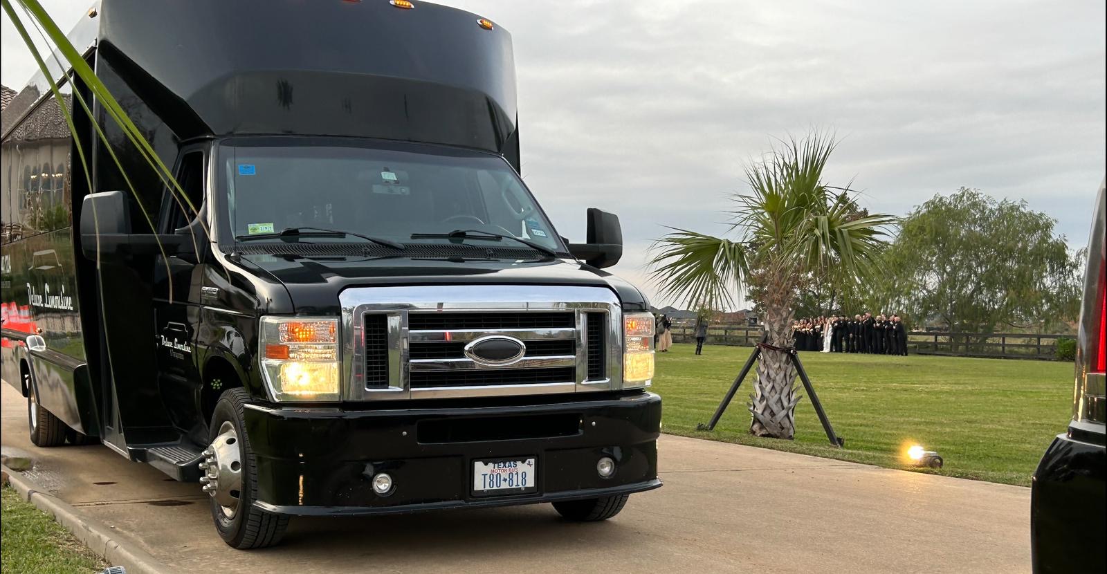 Shuttle Bus in Montgomery TX