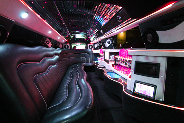 chrysler-300-interior